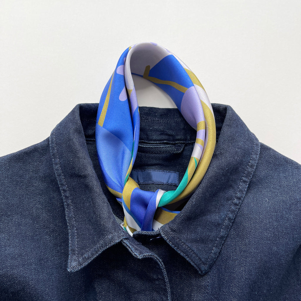 Gutha Blue Abstract Scarf
